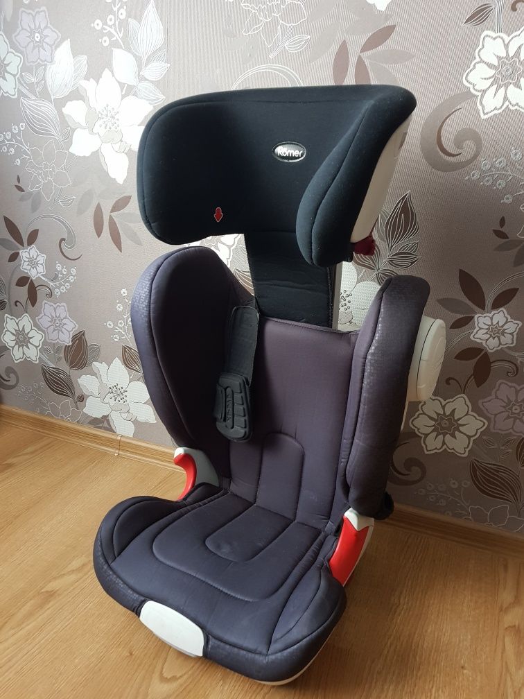 Автокрісло Britax Romer Kidfix XP