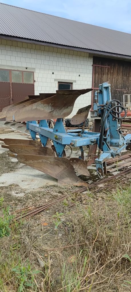 Pług obrotowy 3 skibowy