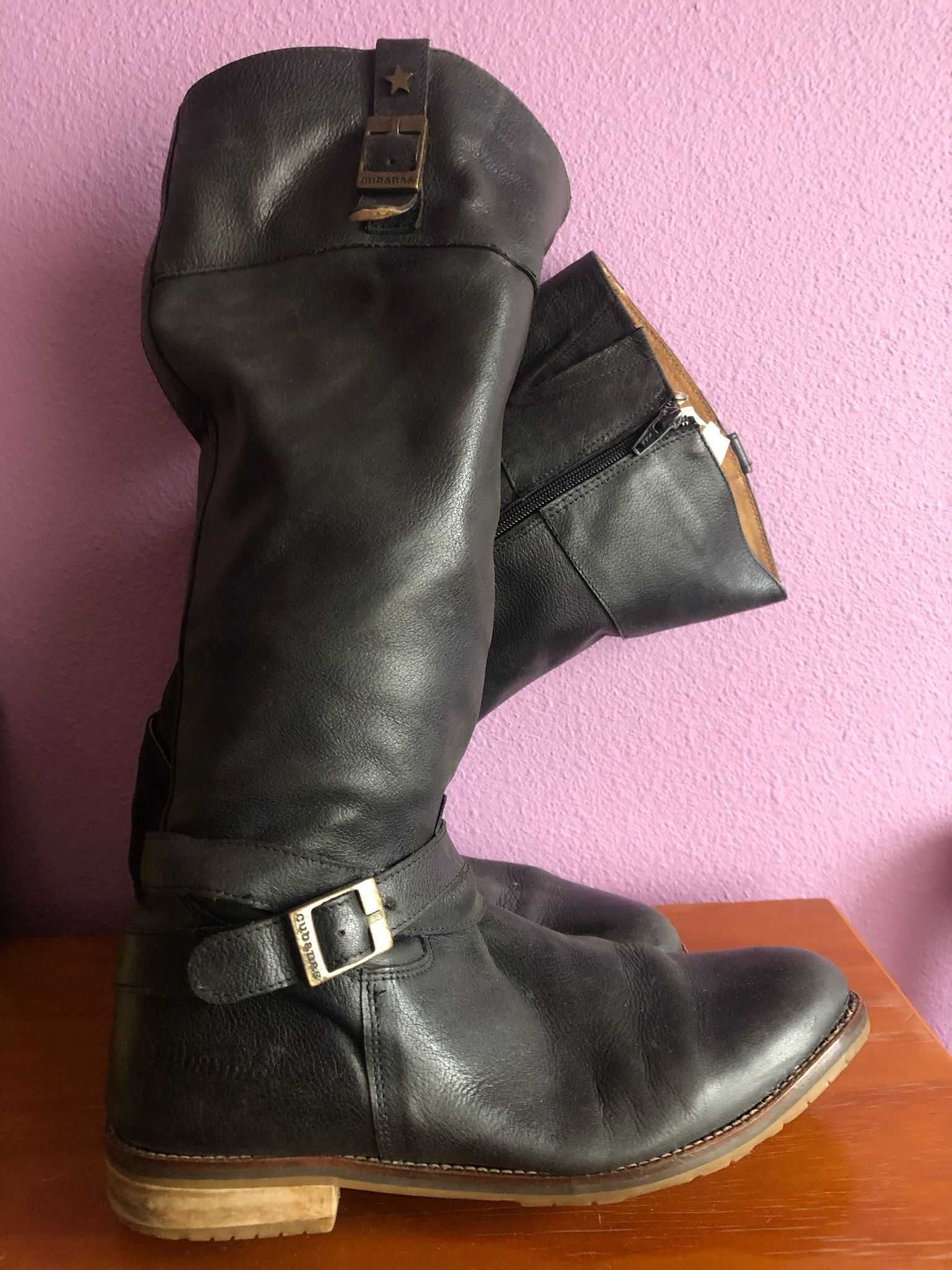 Botas cano alto pretas