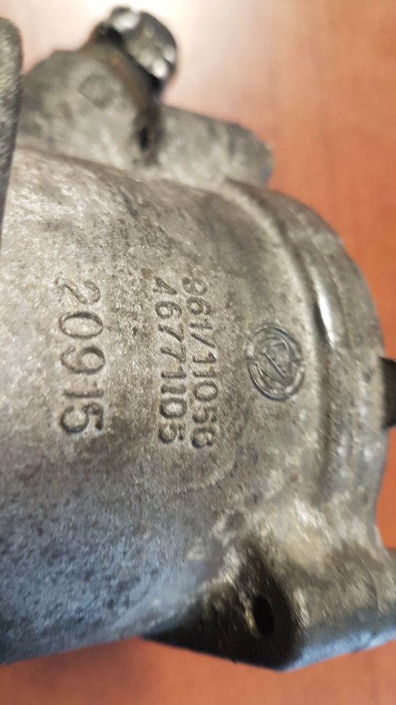 Pompa vacum Fiat Stilo 1.9 JTD 46771  105