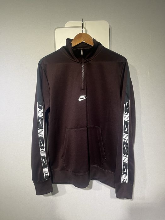 Nike Sleeve Logo Tape Half-Zip