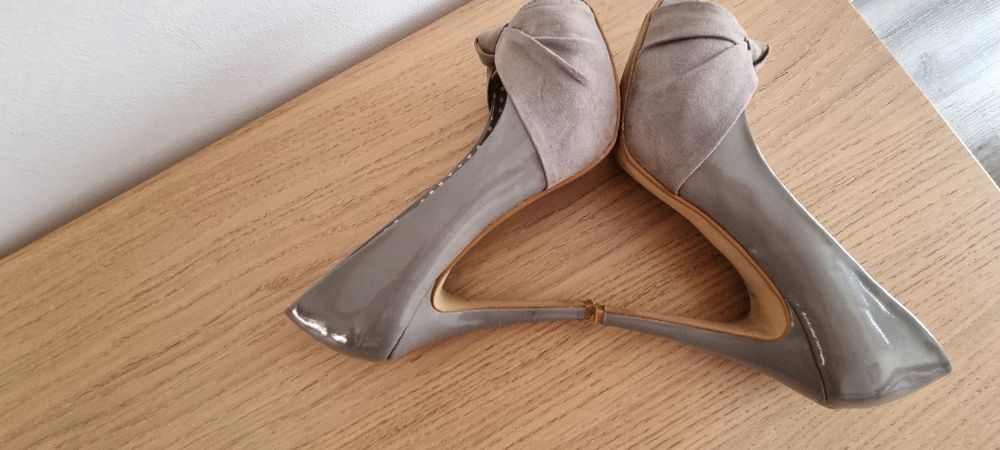 Sapato saltos senhora