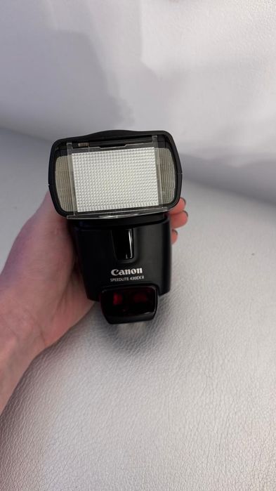 Спалах Canon Speedlite 430EX II