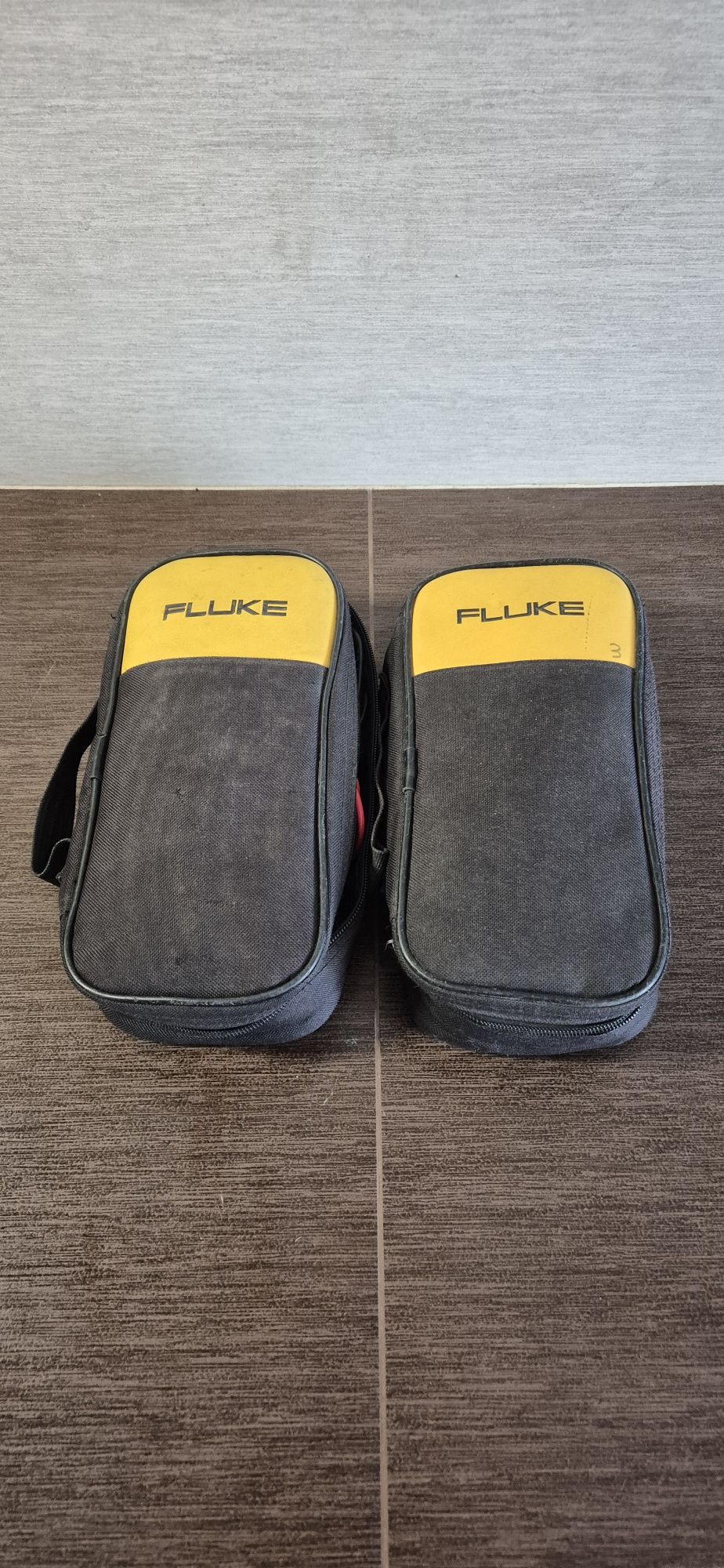 Fluke 375 FC multimetr cęgowy