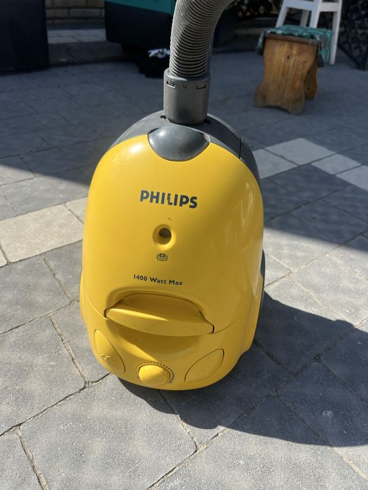 Пилосос Philips — 1400 Watt Max.