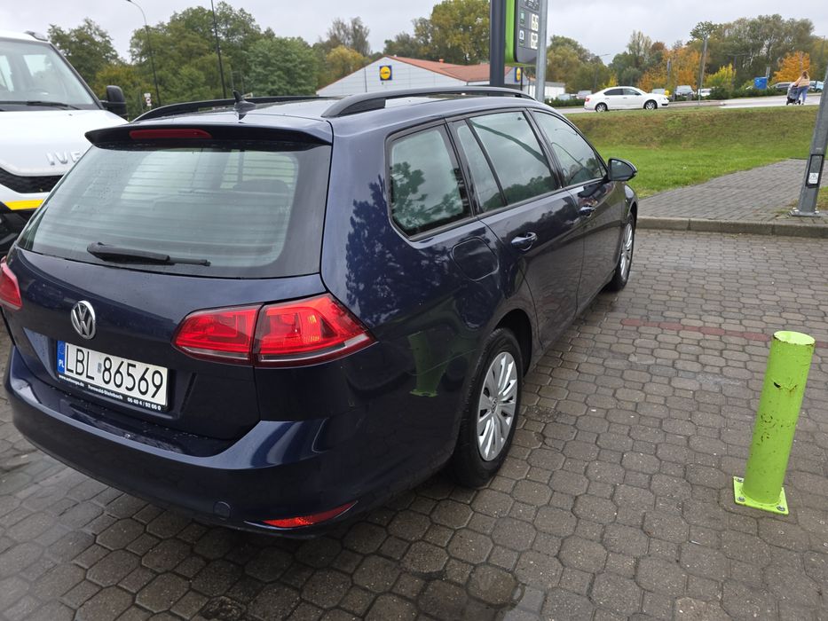 Volkswagen Golf niski przebieg