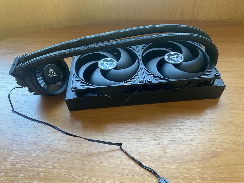 Sprzedam chłodzenie wodne arctic liquid freezer III 280 1sztk