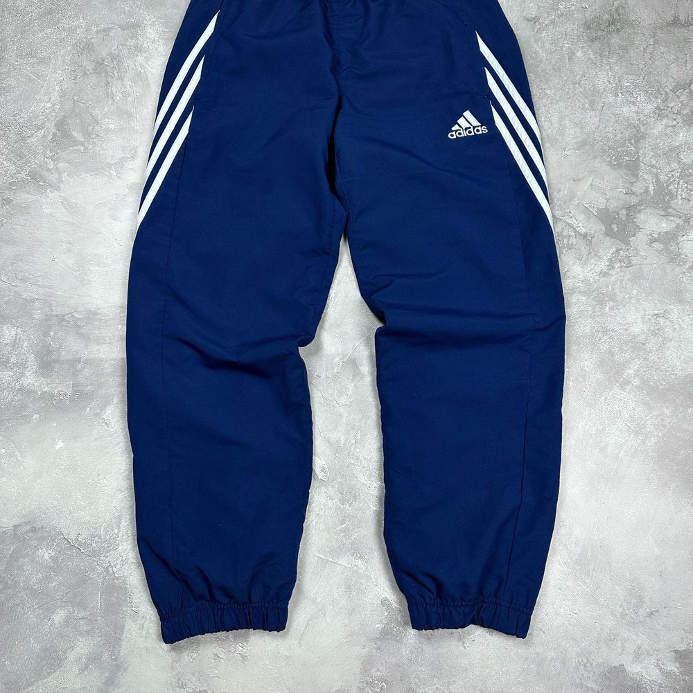 Спортивные штаны Adidas размер М