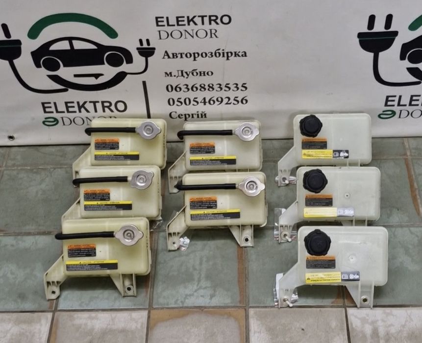 Розширювальний бачок Nissan Leaf Нісан Ліф 18-25 р.в.