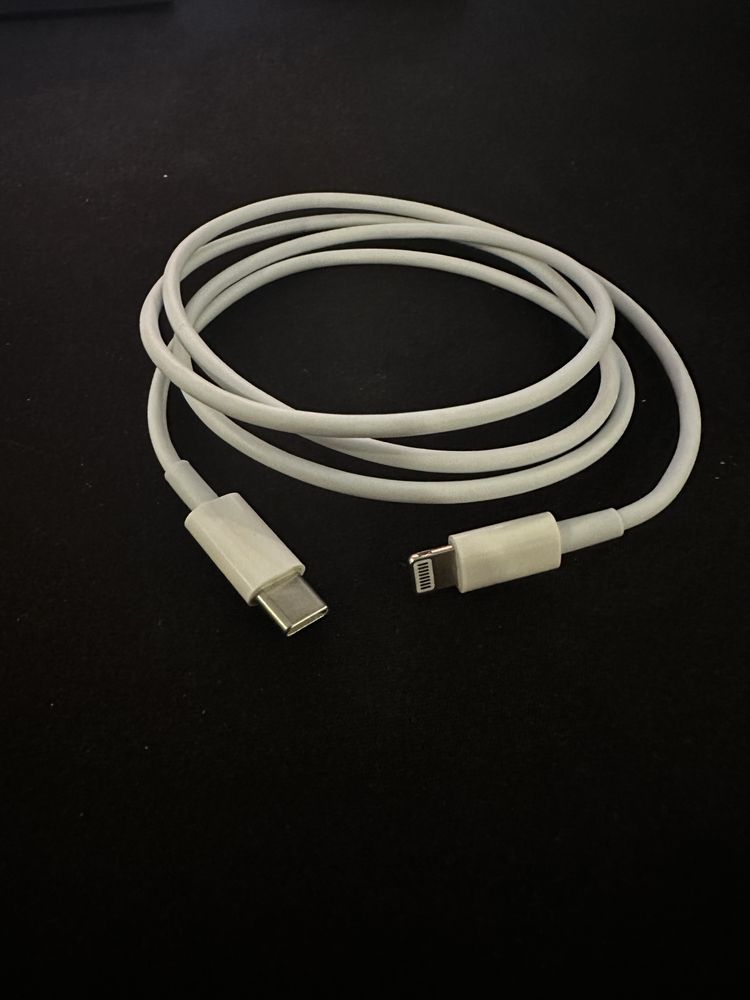 Carregador usb-c to lightning