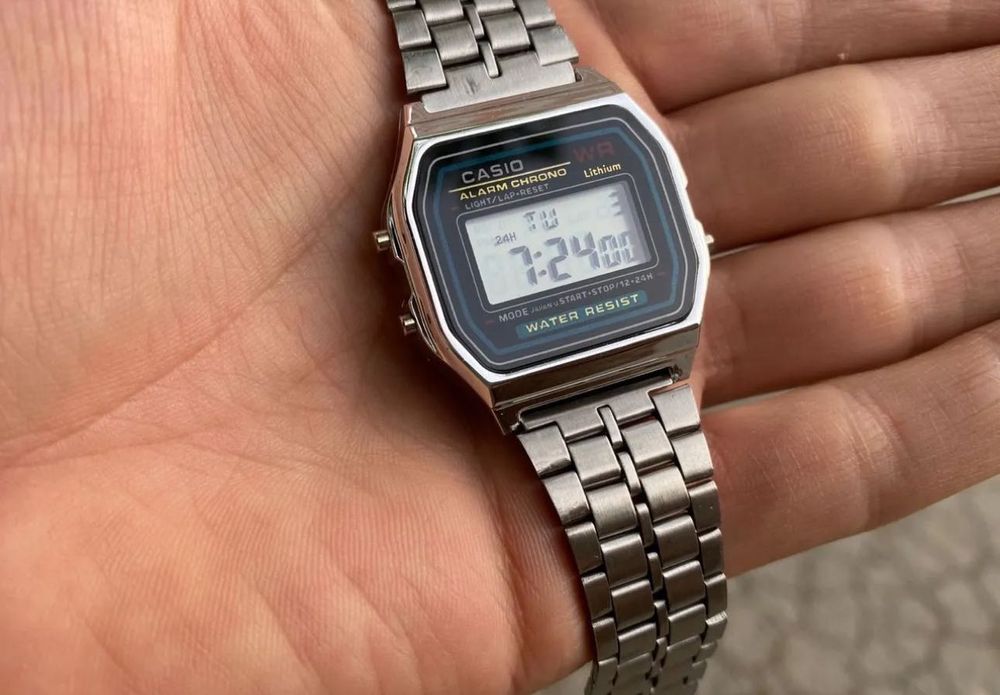 Продаю наручные часы Casio A159W
