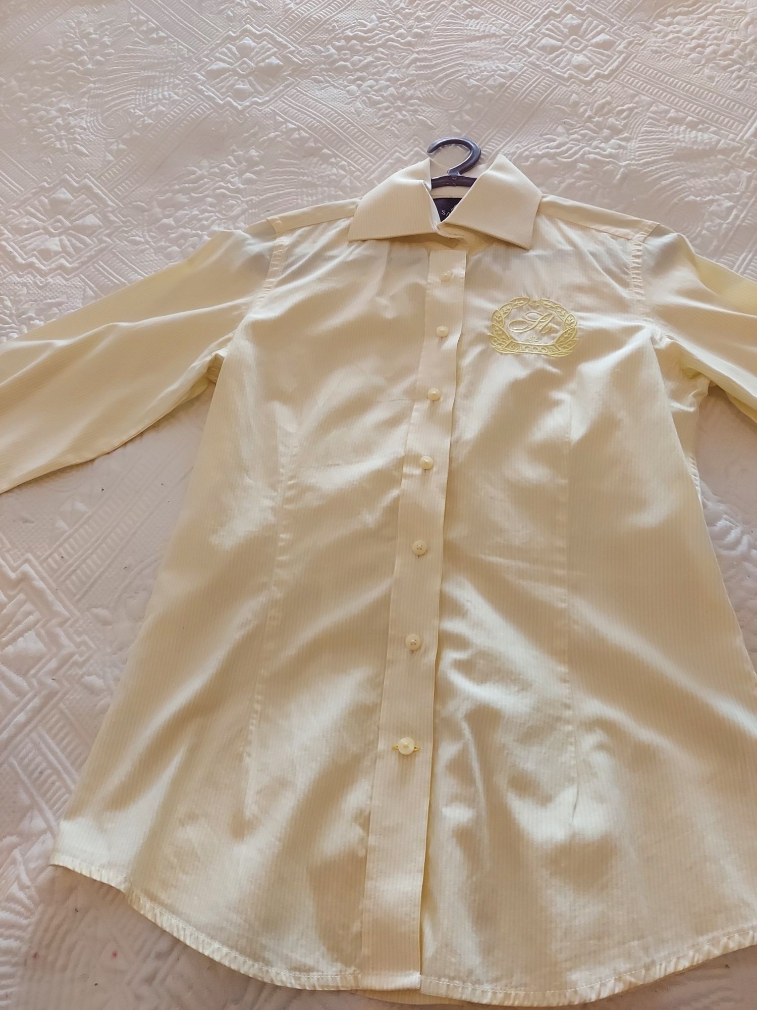 Camisa feminina Sacoor Amarela e Branca  tamanho 38,  excelente