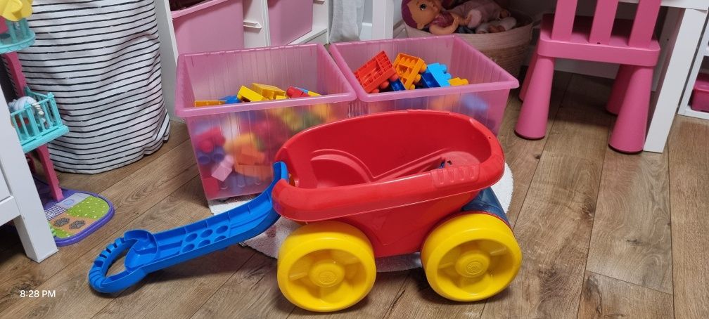 Mega Bloks, pojazd, zbierak klocków, auto, wózek, pchacz, Fisher Pric