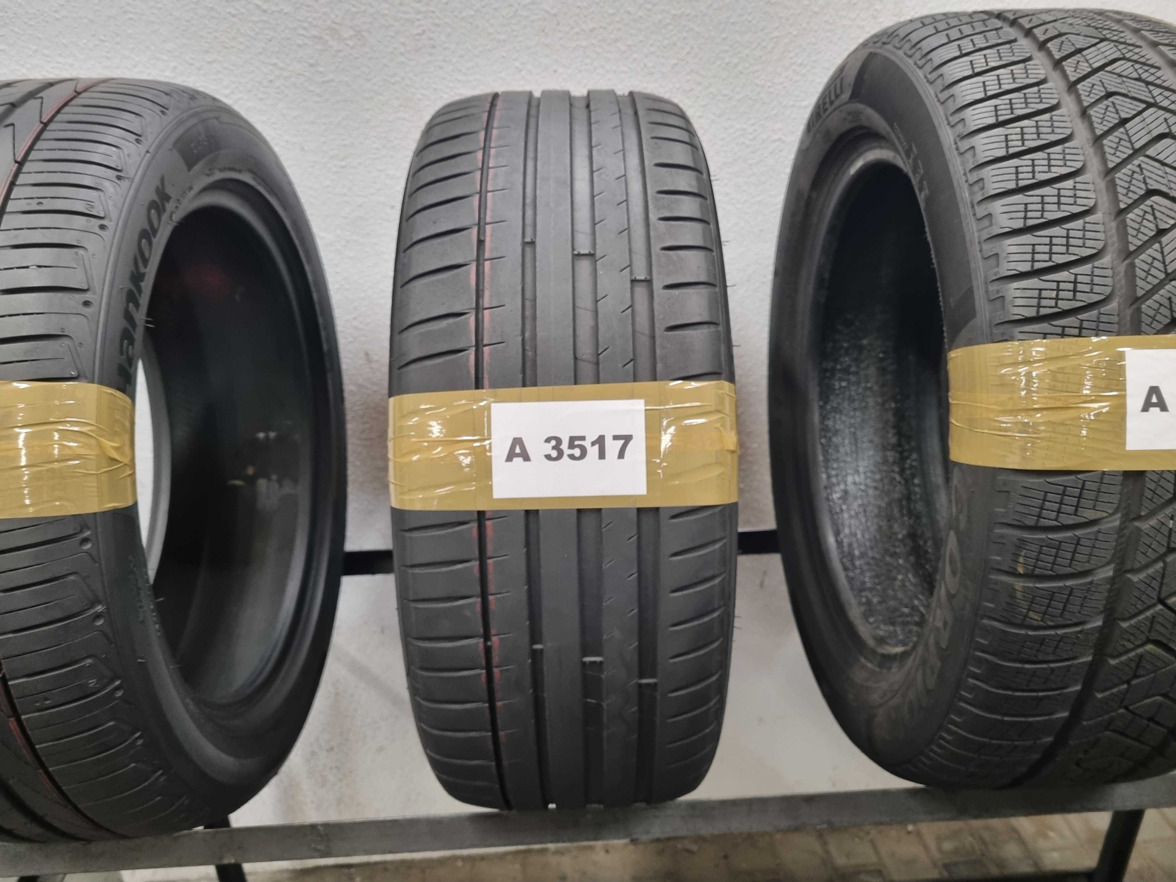 245/45/19 102Y Michelin Pilot Sport 4 AO Acoustic Dot.2022R