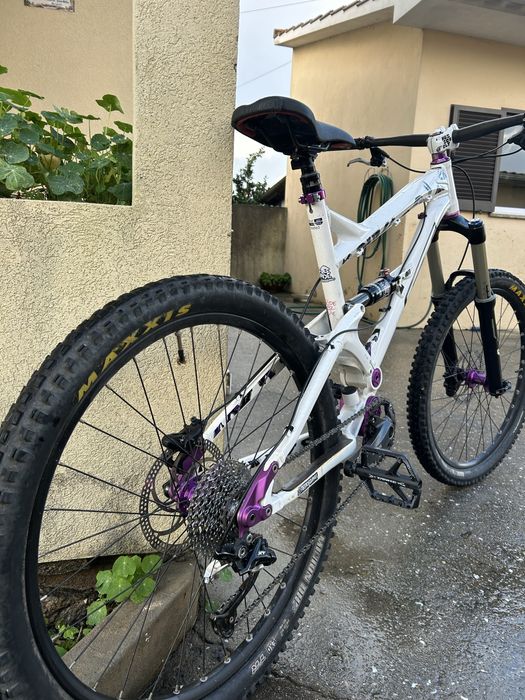 Bicicleta enduro GT (aceito trocas)