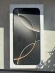 Sprzedam Nowy Iphone 16 pro Max 1TB