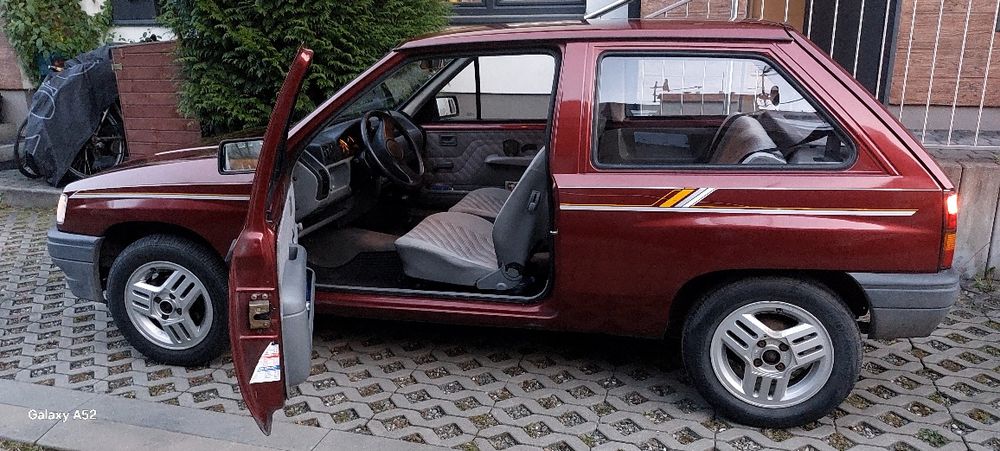 Opel  Corsa  1.2 Super