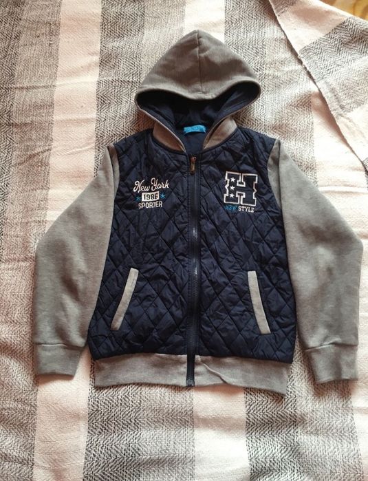 Батник на замок.