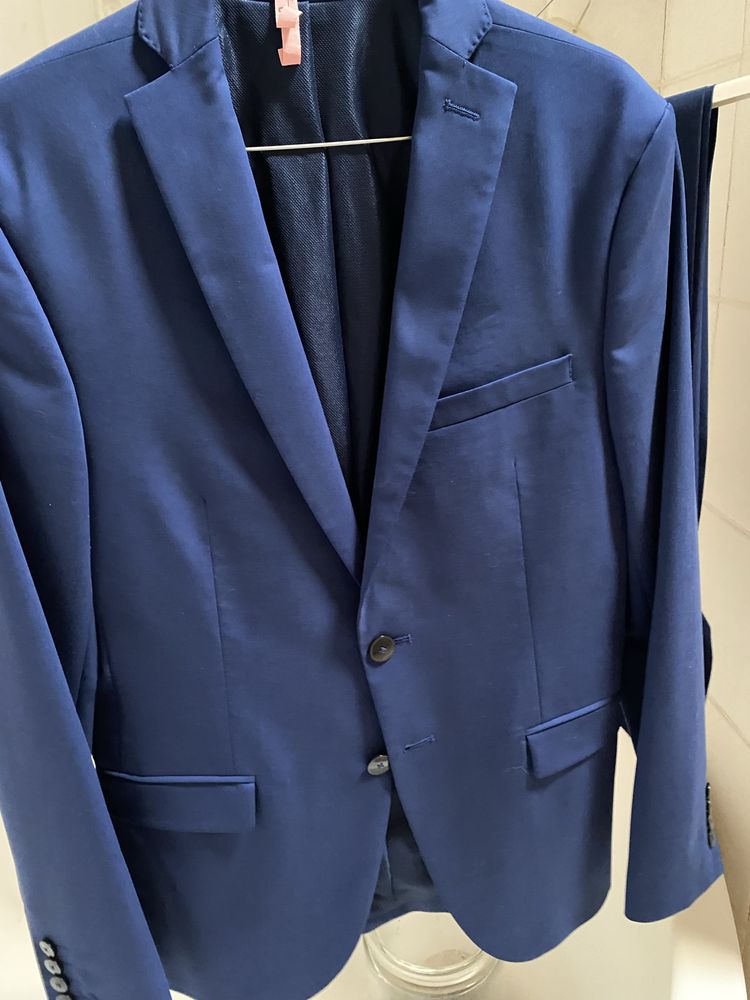 ZARA MAN garnitur męski granatowy 46/38 plus koszula i krawat gratis