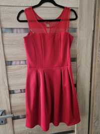 Czerwona sukienka z siateczkową górą