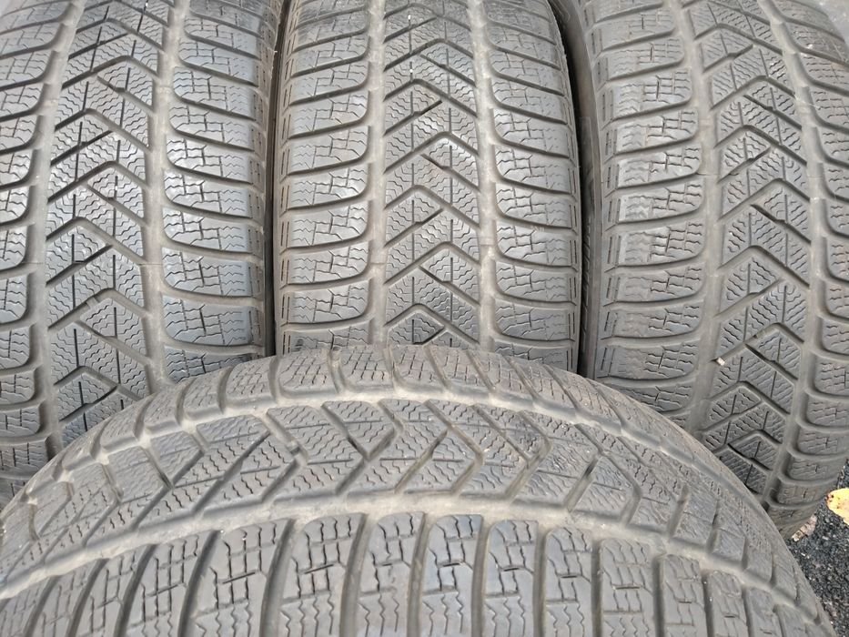 245/45r19 102V XL MO rant 6-7mm 2021r  PIRELLI Sottozero3  V-klasa