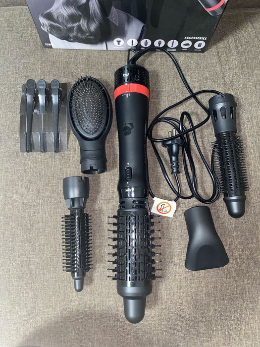 Фен щітка для волосся