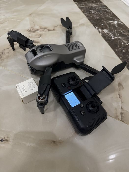 Квадрокоптер 4DRC F13s 4K 3км GPS 2-осьова камера EIS 25 хв