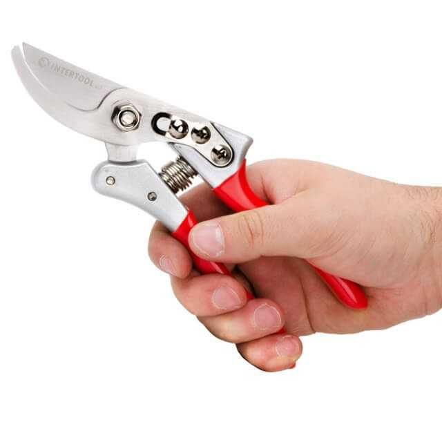 Секатор Prof 200 мм, SK5, алюмінієві ручки. INTERTOOL FT-1014.