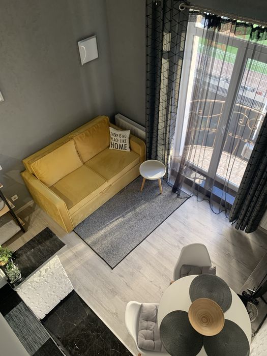 Однокімнатна двохярусна сучасна квартира від власника.