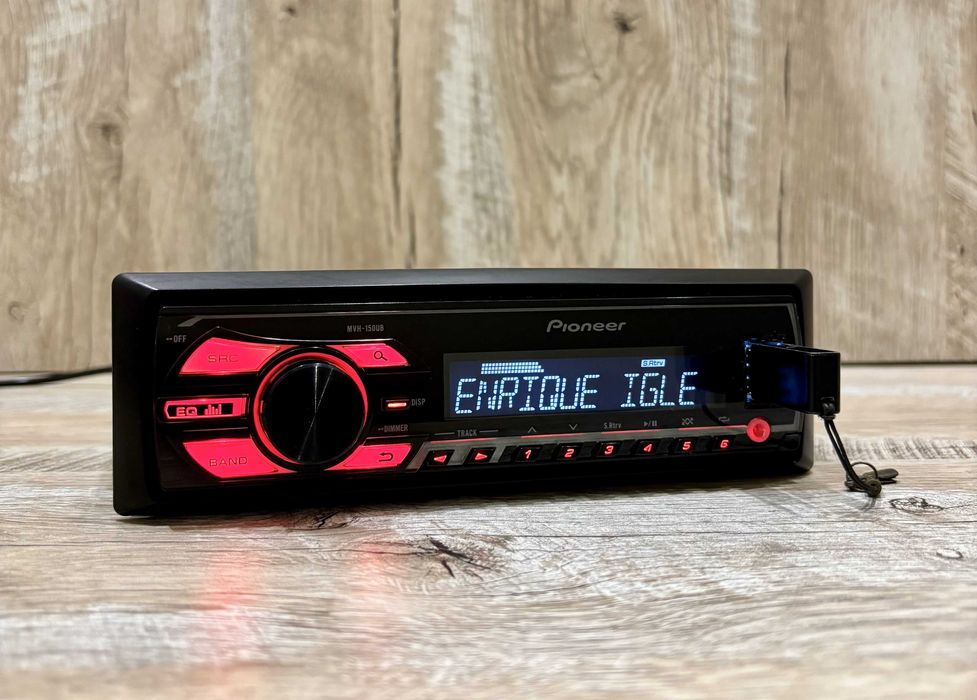 Автомагнитола Pioneer