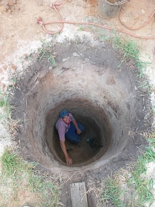 Копка ям под канализацию, траншей