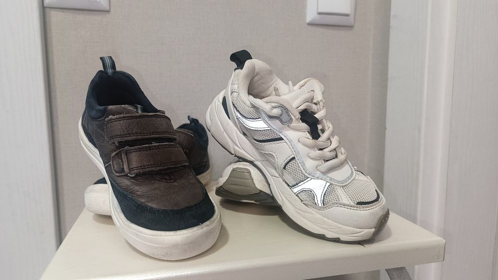 Продам кроссовкт Zara  и Rockport