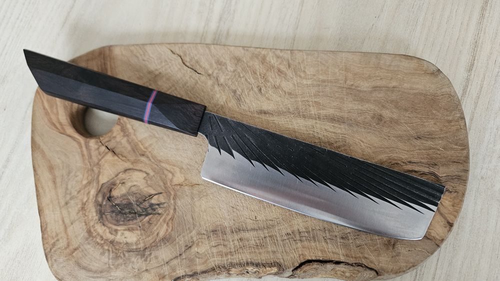 Nóż kuchenny a'la nakiri ze skórzaną pochwą