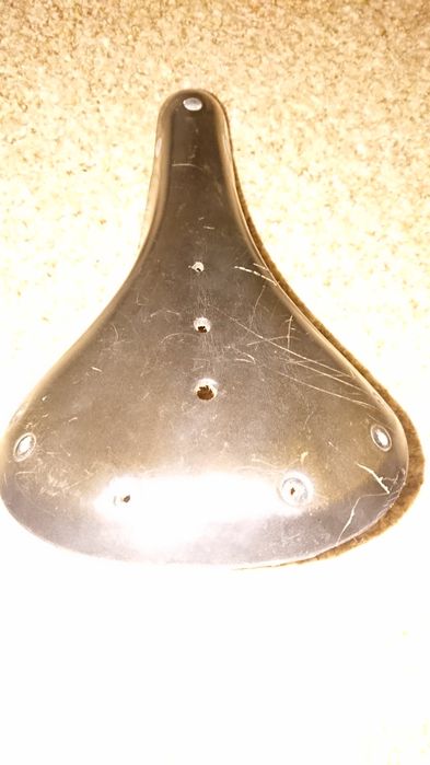 Чепрак шкіряний для сідла B17 Brooks чи аналогів