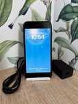 Телефон iPhone SE 128GB - (Black) 2020, друга генерація