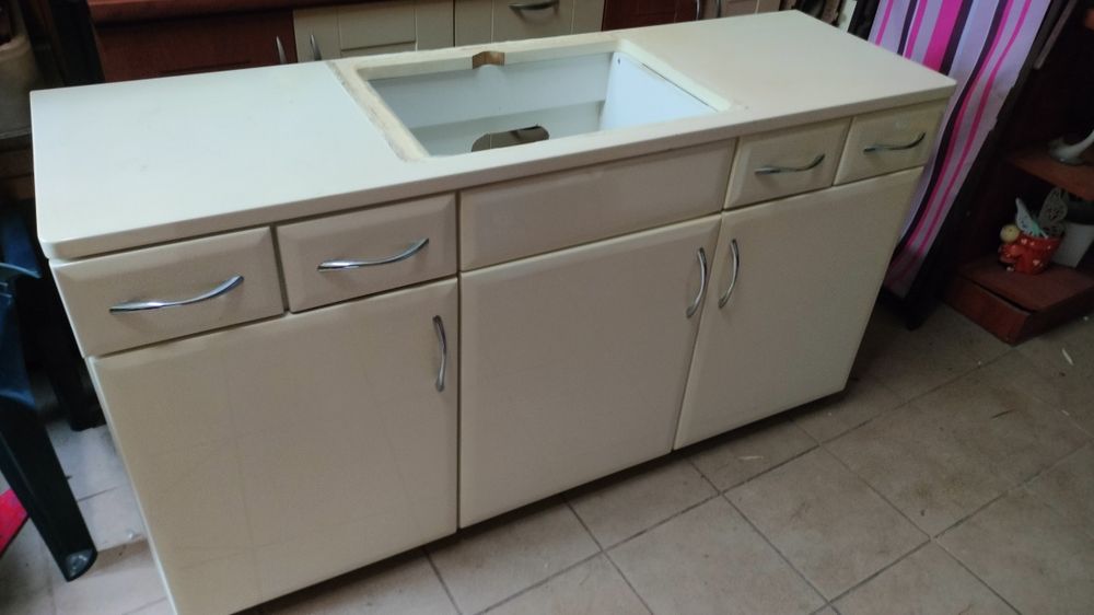 Szafka łazienkowa wolnostojąca