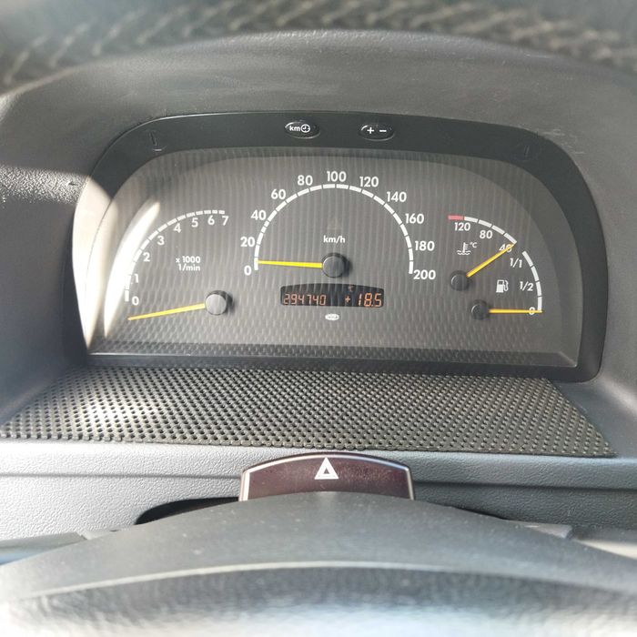 Vendo Mercedes V220 CDI