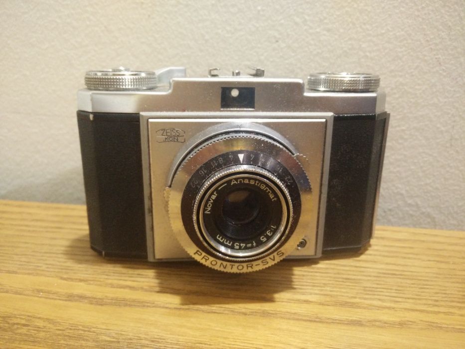 Máquina fotográfica Vintage Zeiss Ikon Pronto - SVS 45mm