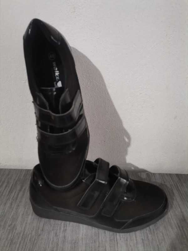 Buty rozmiar 40 nowe cena  30 zł
