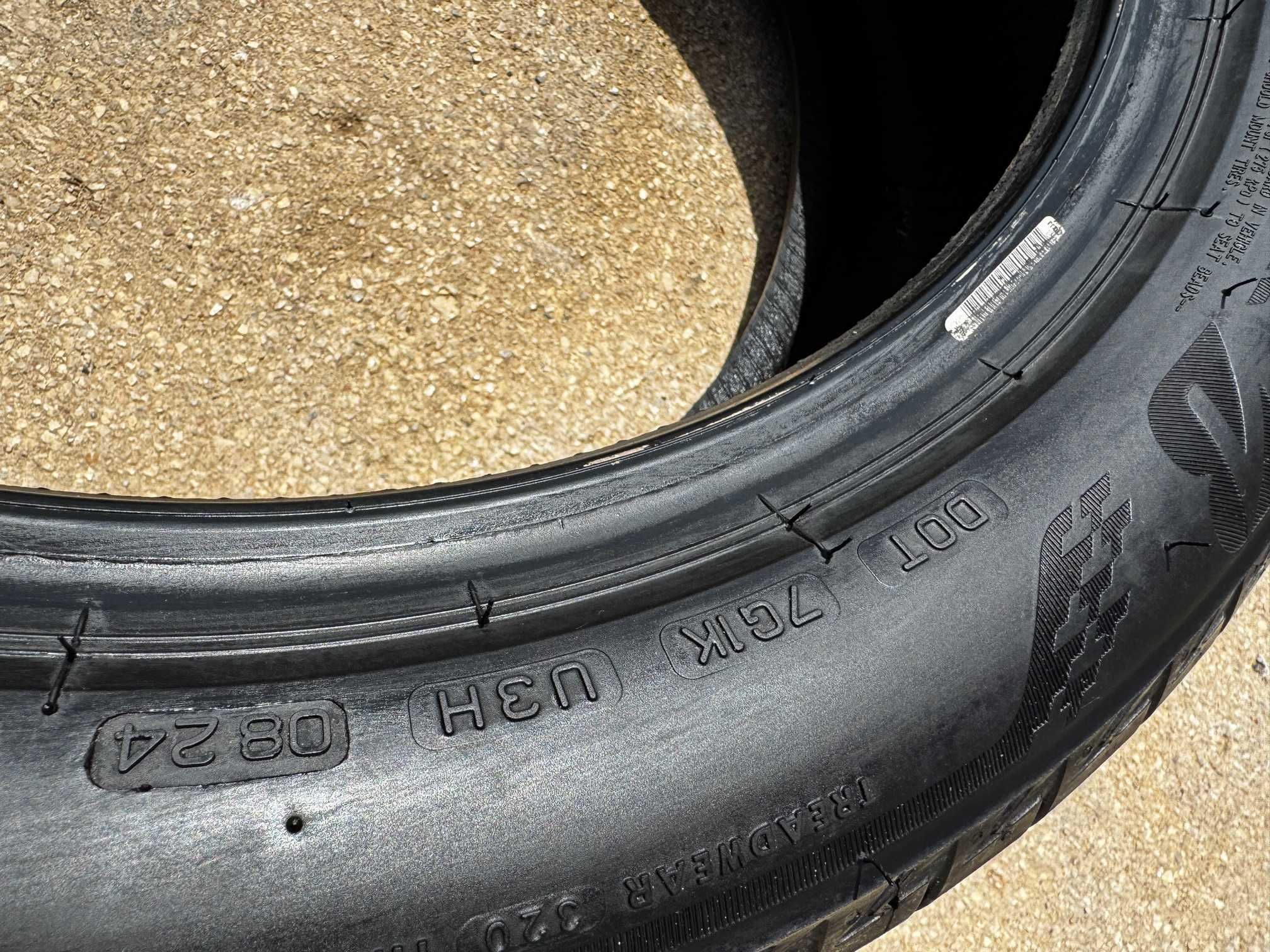 2 Pneus Bridgestone 245/45R18 T005 100Y XL TL