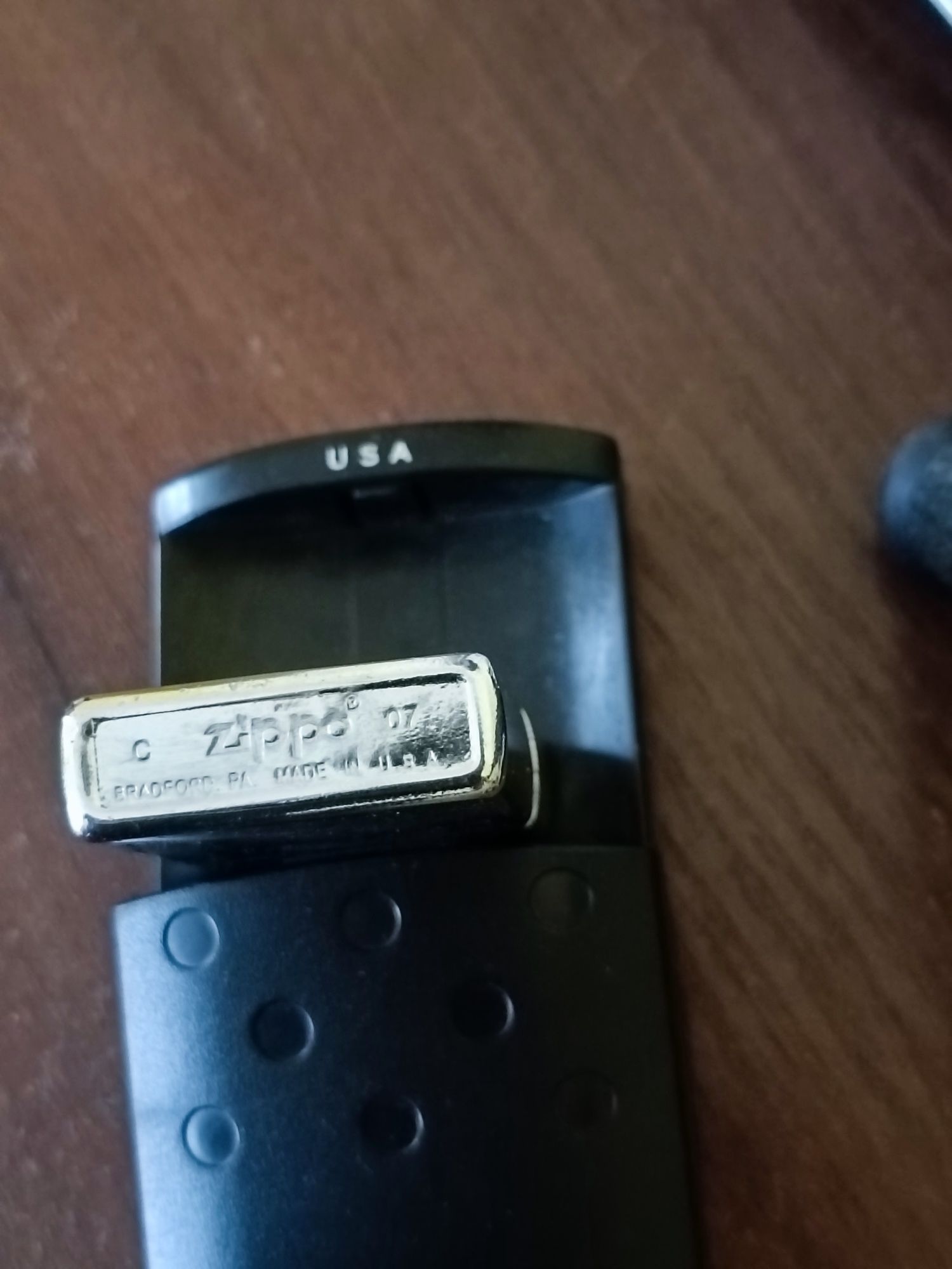 Зажигалка Zippo б.у