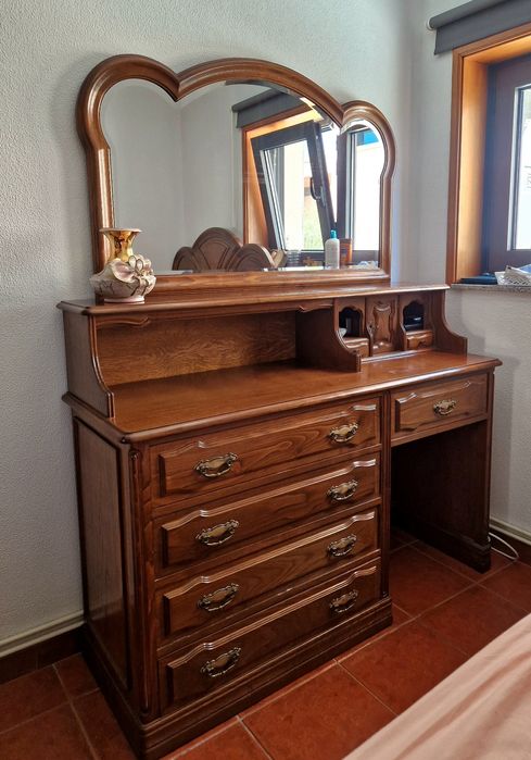 CONJUNTO de mobília para quarto