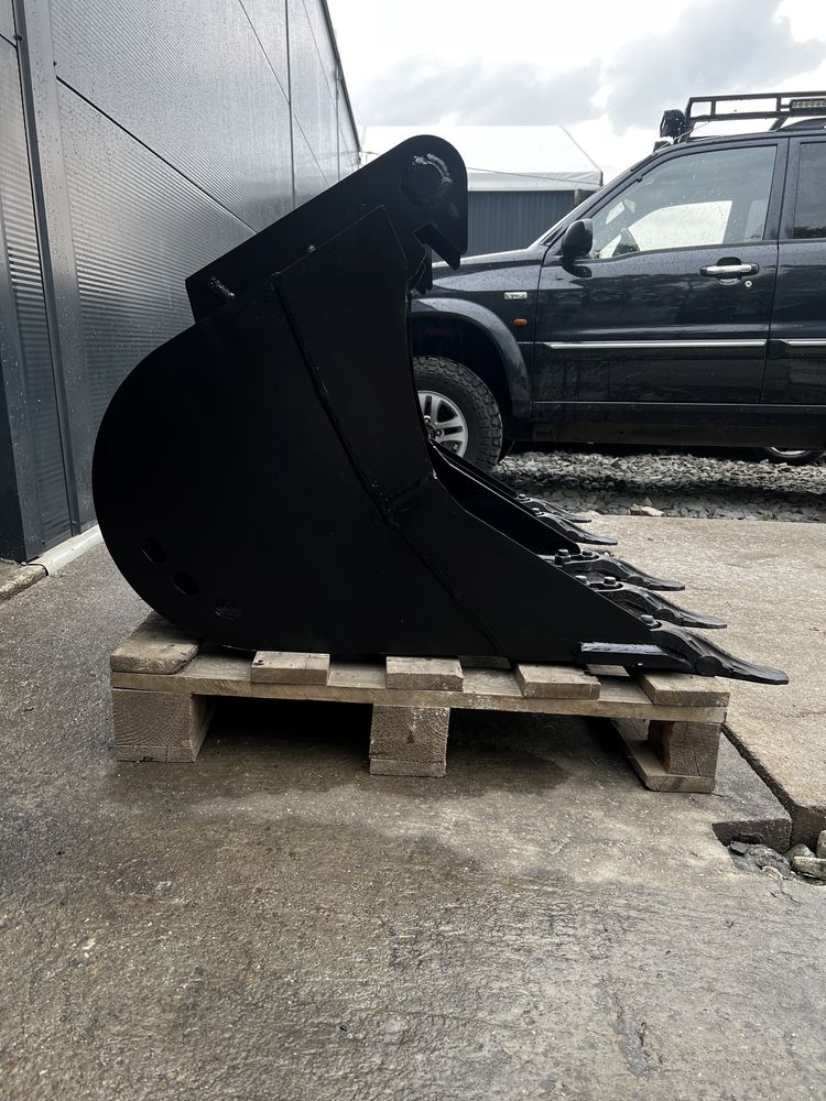 Łyżka podsiębierna 30cm 3,6-5,5t