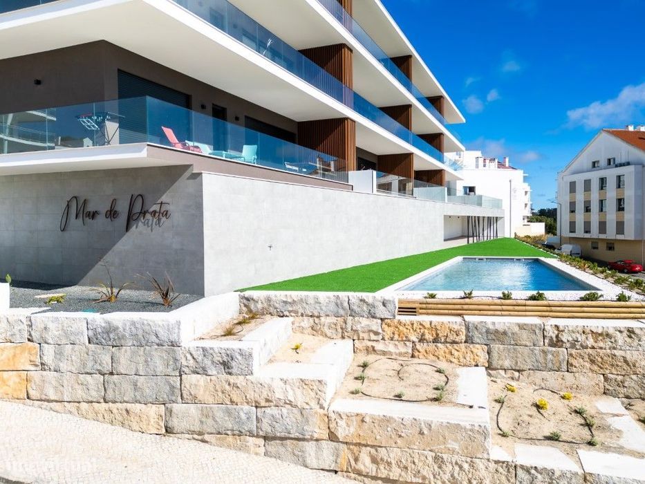 T2 novo com terraço e vista mar