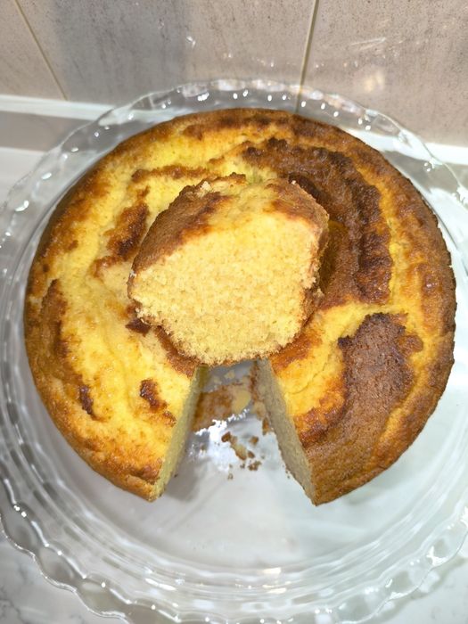 Bolos caseiros,Salgados diversos, pães