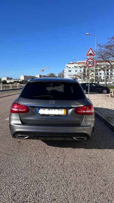 Mercedes benz c300h AMG Line