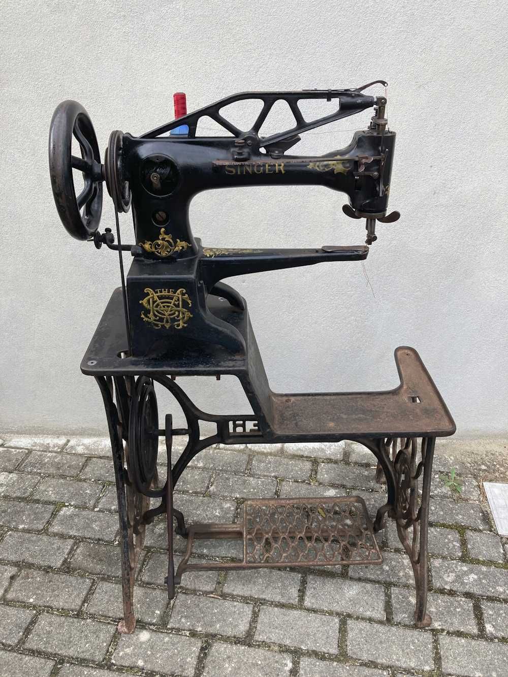 Maquina costura sapateiro Singer 29K2