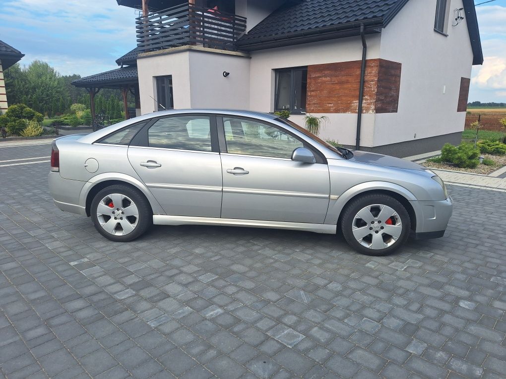 Opel Vectra C 1.8b GTS 2003r