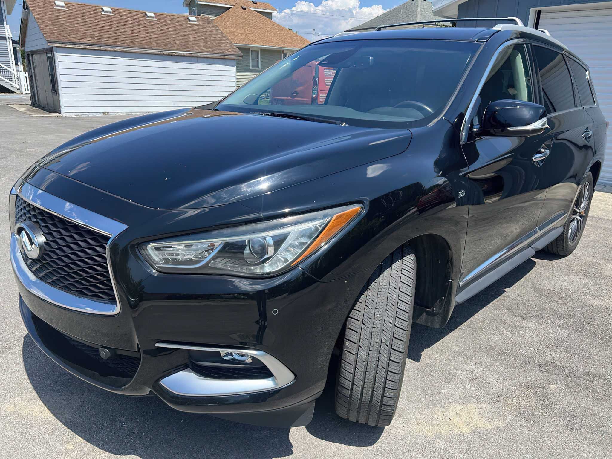 Infiniti Qx60      2016
