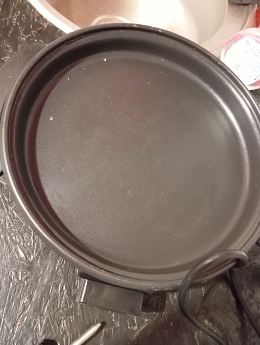 Продам електросковорідку